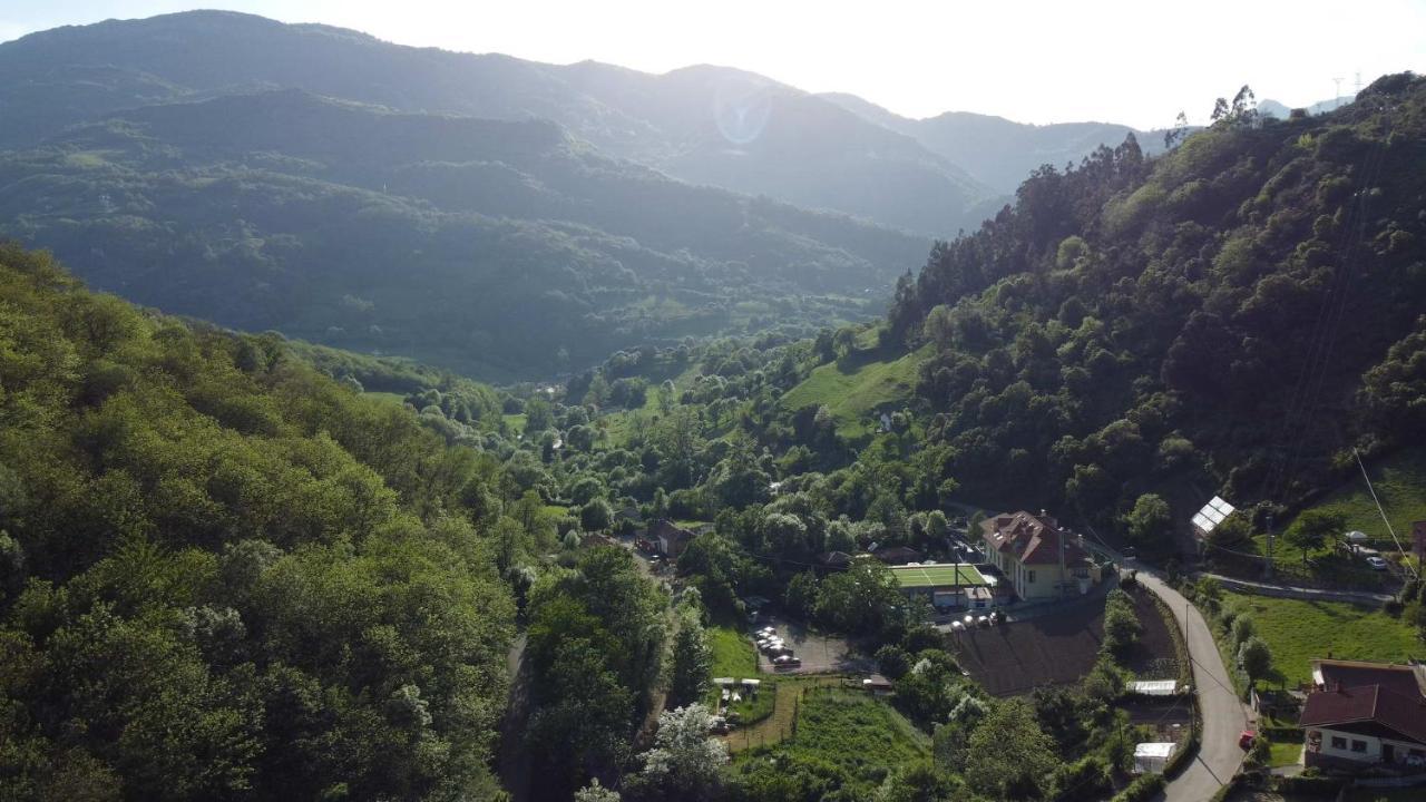 Hotel Santa Cristina Pola de Lena Kültér fotó