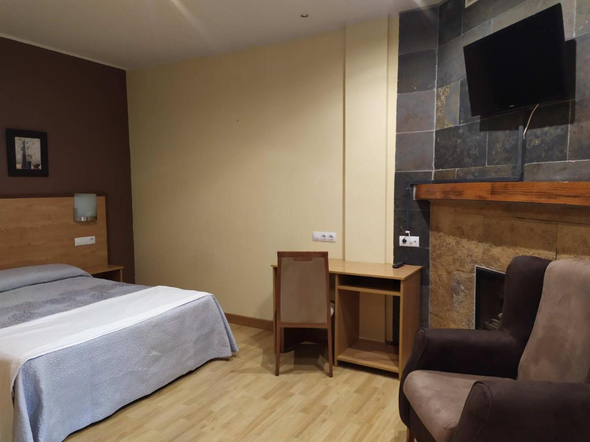 Hotel Santa Cristina Pola de Lena Kültér fotó