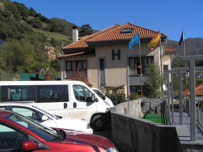 Hotel Santa Cristina Pola de Lena Kültér fotó